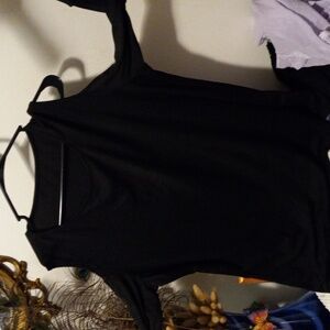 Cold sholder longsleeve